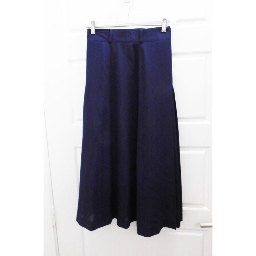 Escada Navy Blue Full Pleated Skirt‎ sz 34